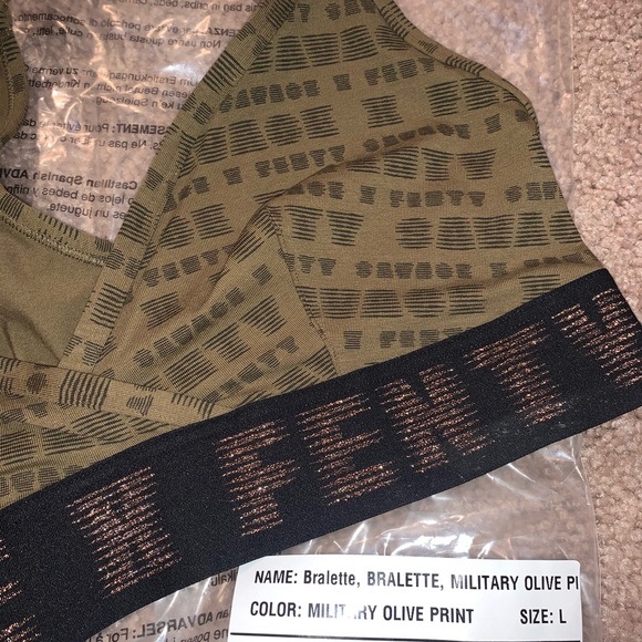 Rihanna underwear set-SOLD - Picture 6 of 8